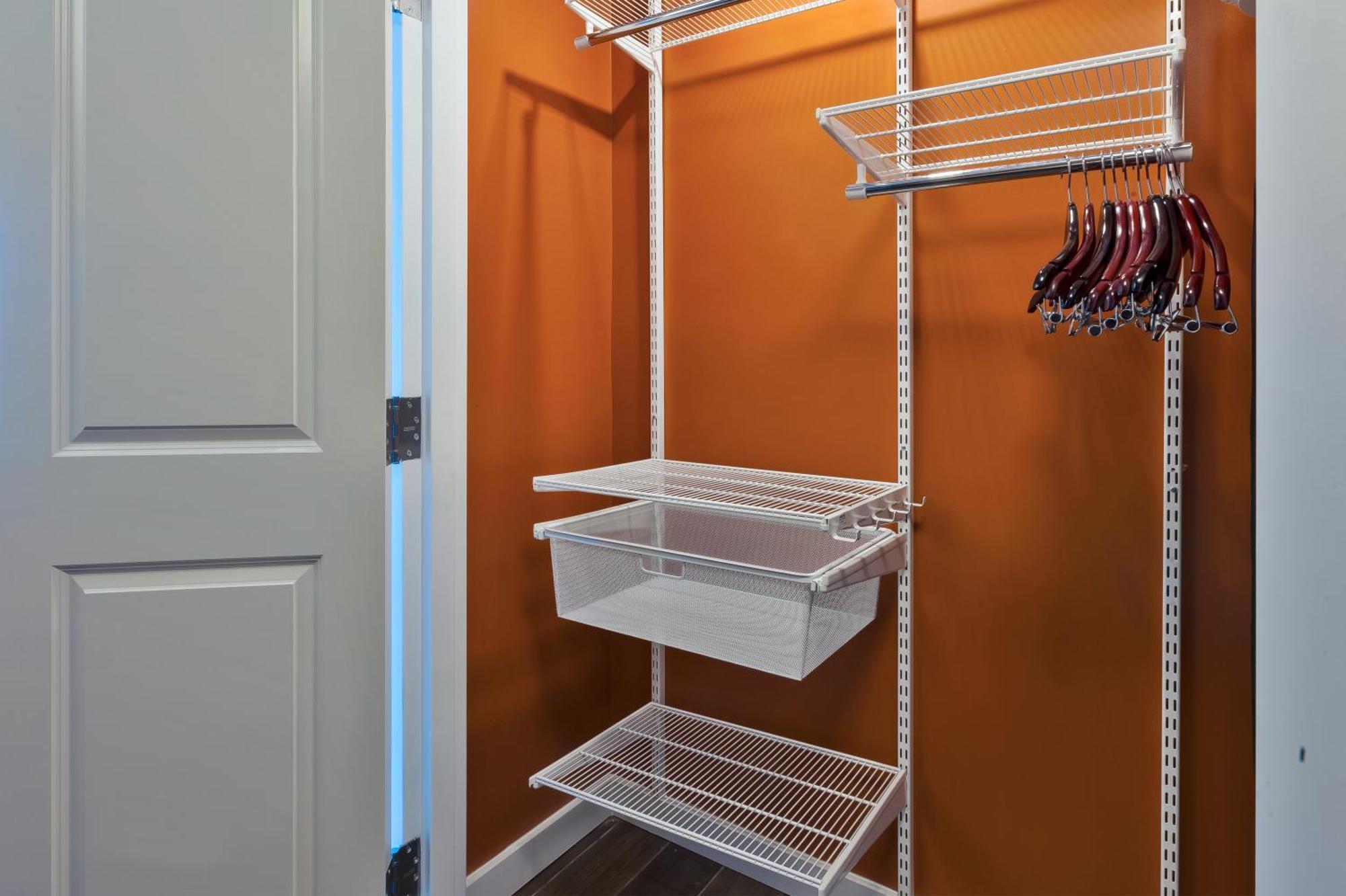 Towneplace Suites By Marriott Grand Rapids Airport Southeast Cascade Extérieur photo