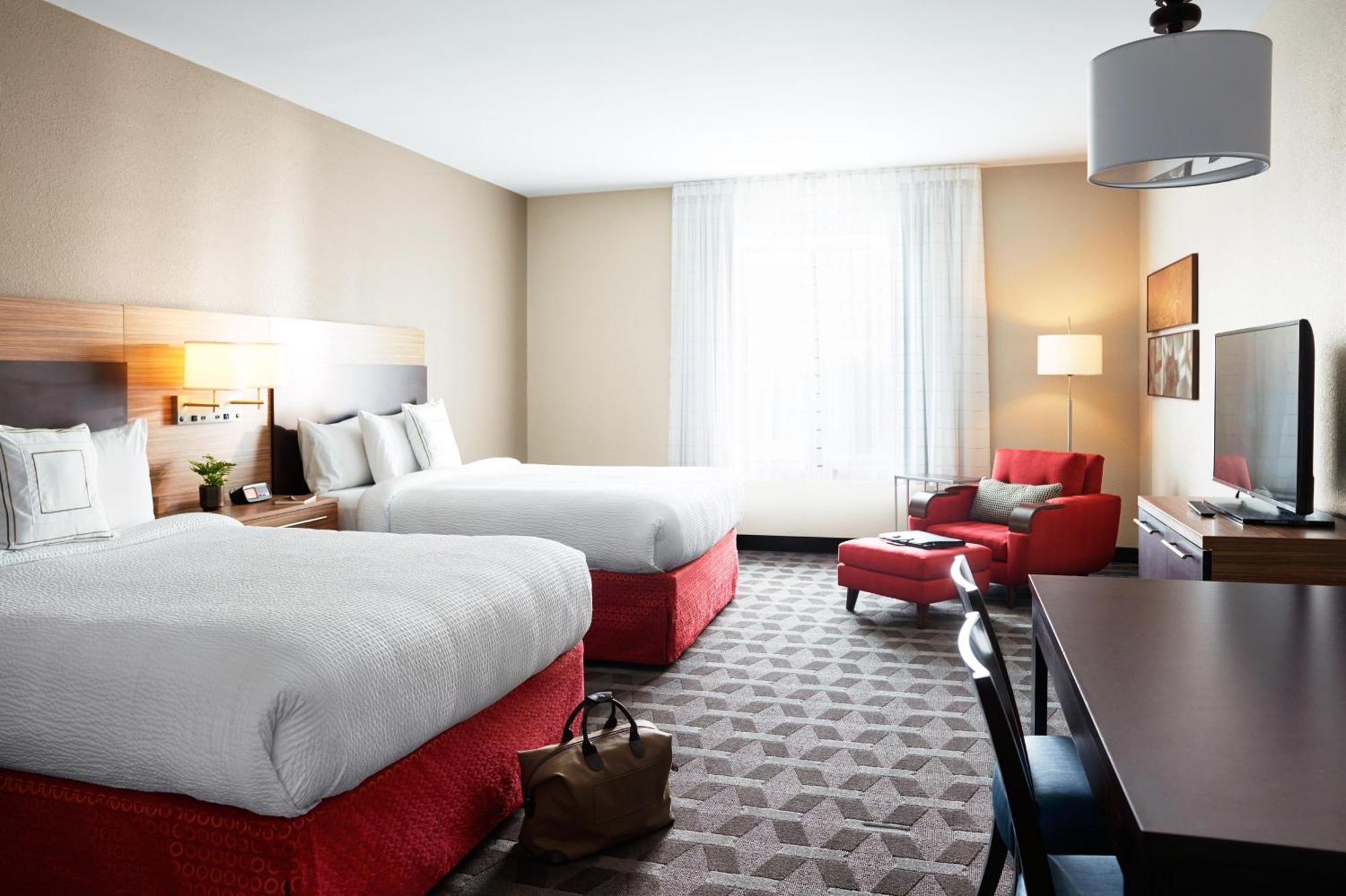 Towneplace Suites By Marriott Grand Rapids Airport Southeast Cascade Extérieur photo