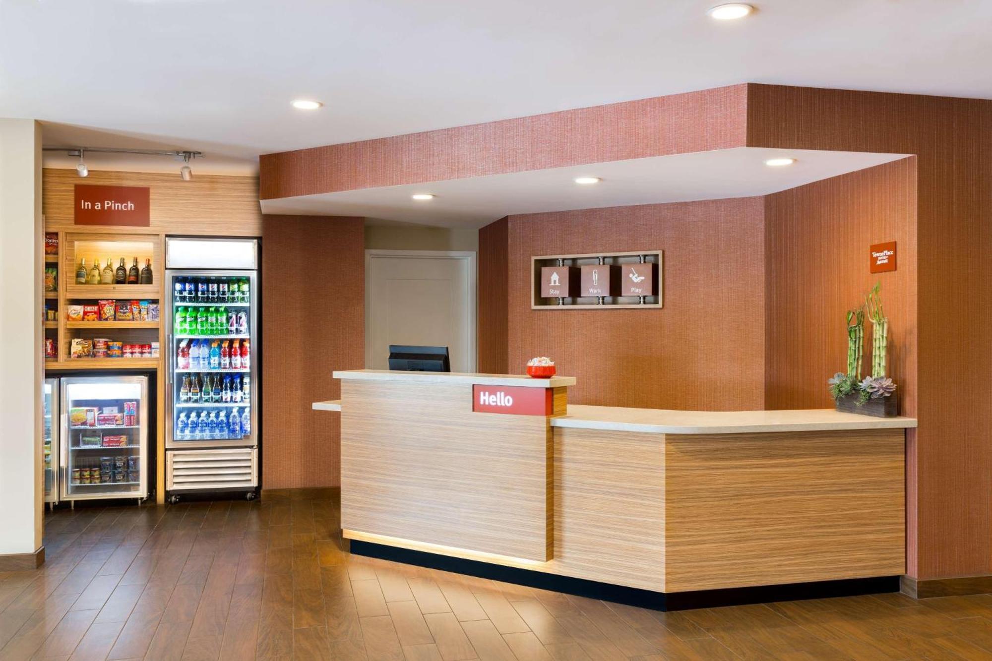 Towneplace Suites By Marriott Grand Rapids Airport Southeast Cascade Extérieur photo