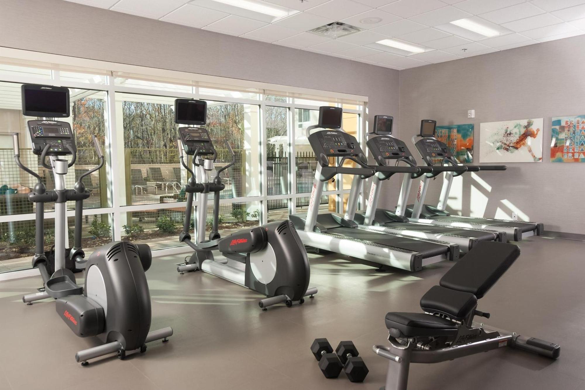 Towneplace Suites By Marriott Grand Rapids Airport Southeast Cascade Extérieur photo