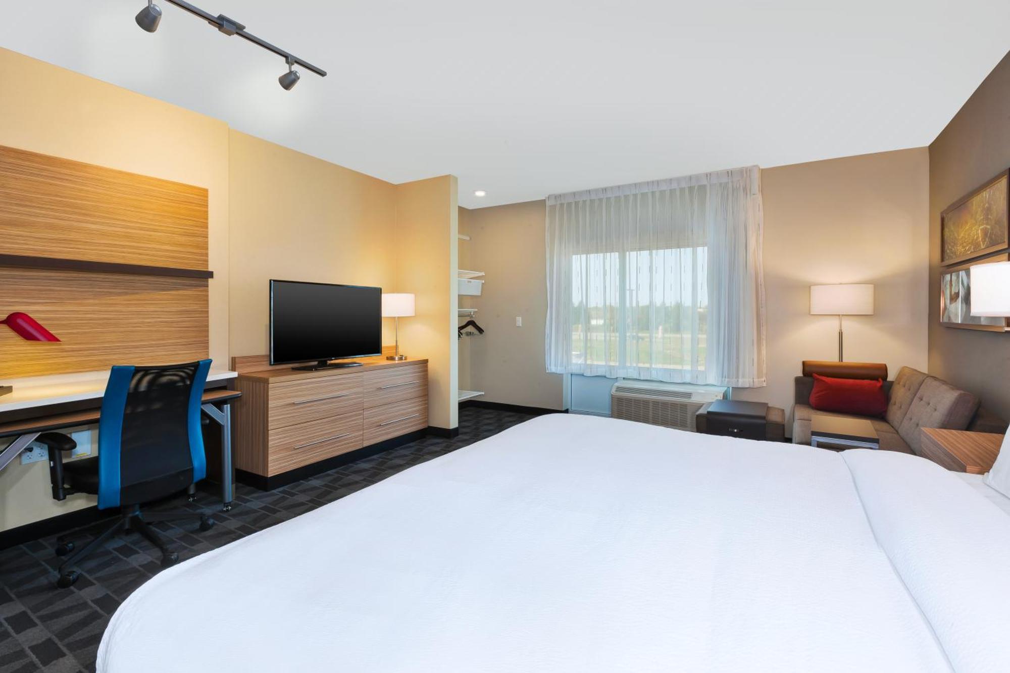 Towneplace Suites By Marriott Grand Rapids Airport Southeast Cascade Extérieur photo