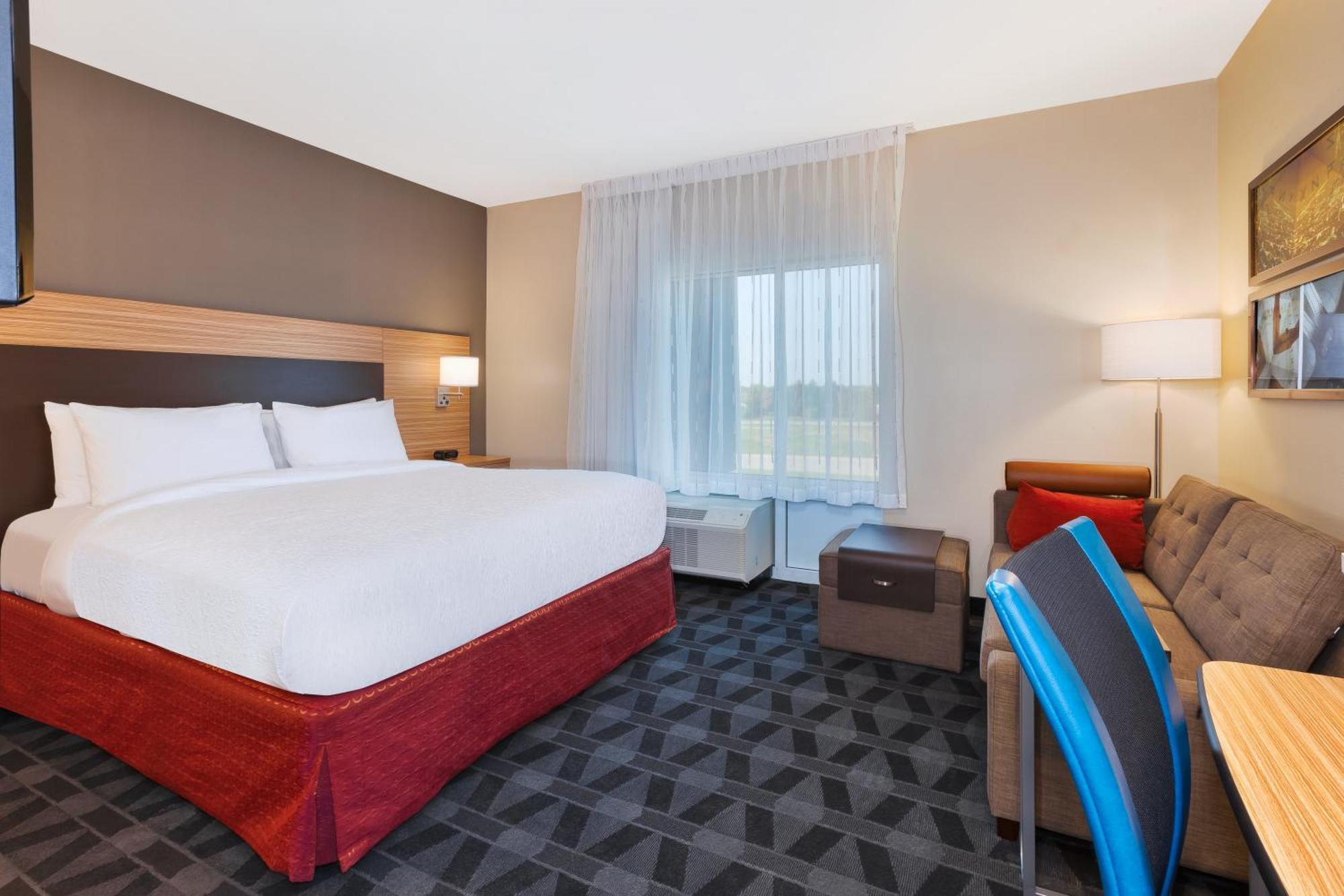 Towneplace Suites By Marriott Grand Rapids Airport Southeast Cascade Extérieur photo