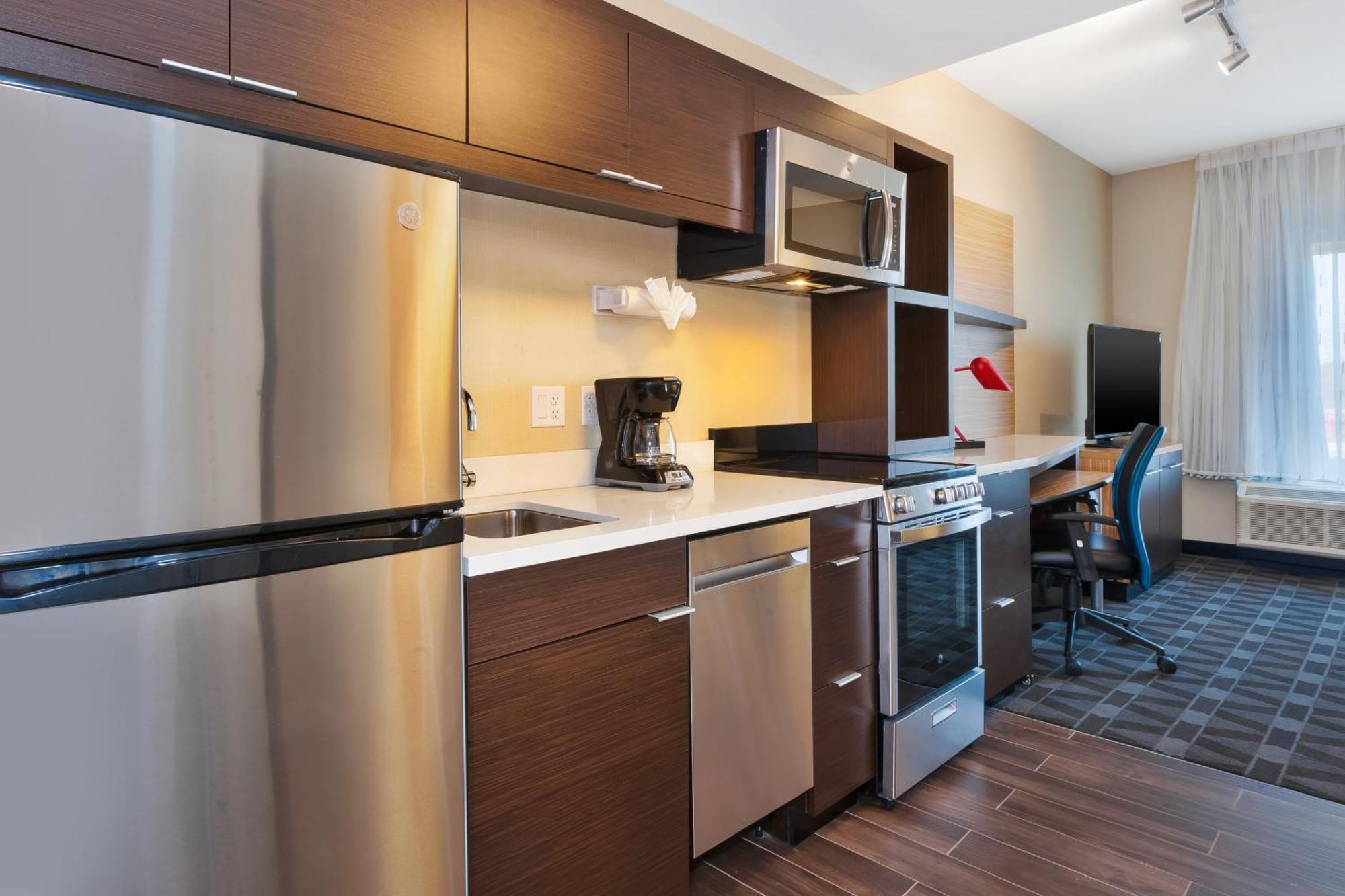 Towneplace Suites By Marriott Grand Rapids Airport Southeast Cascade Extérieur photo